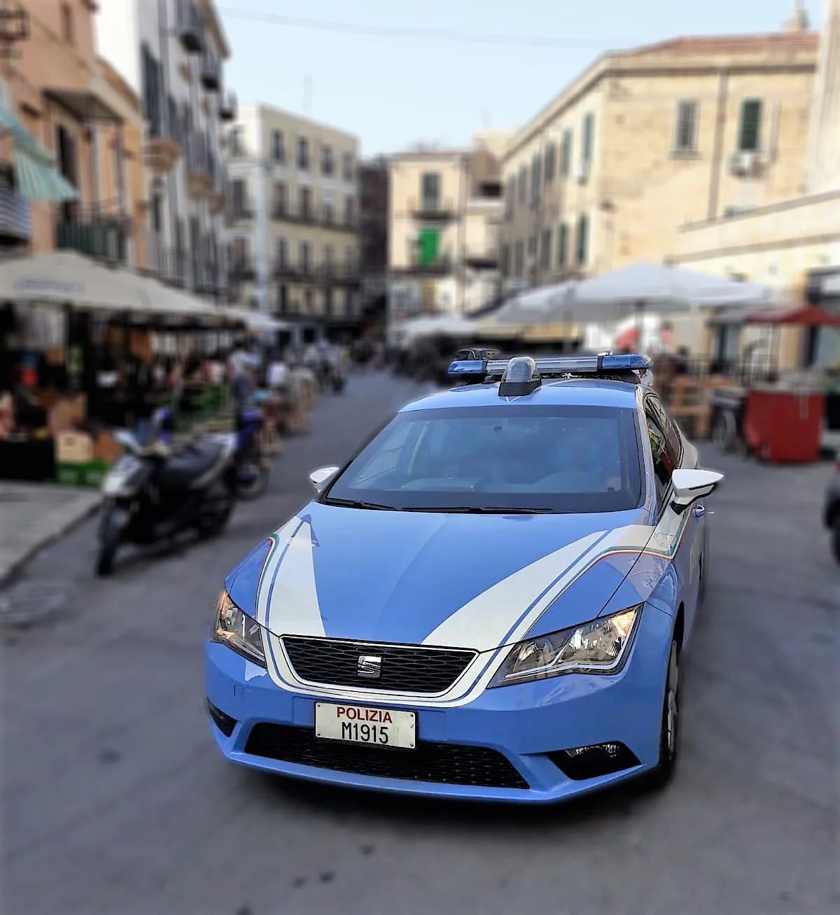 PALERMO: AZIONE DI CONTRASTO AL TRAFFICO DI STUPEFACENTI. LA POLIZIA DI STATO EFFETTUA  DUE ARRESTI